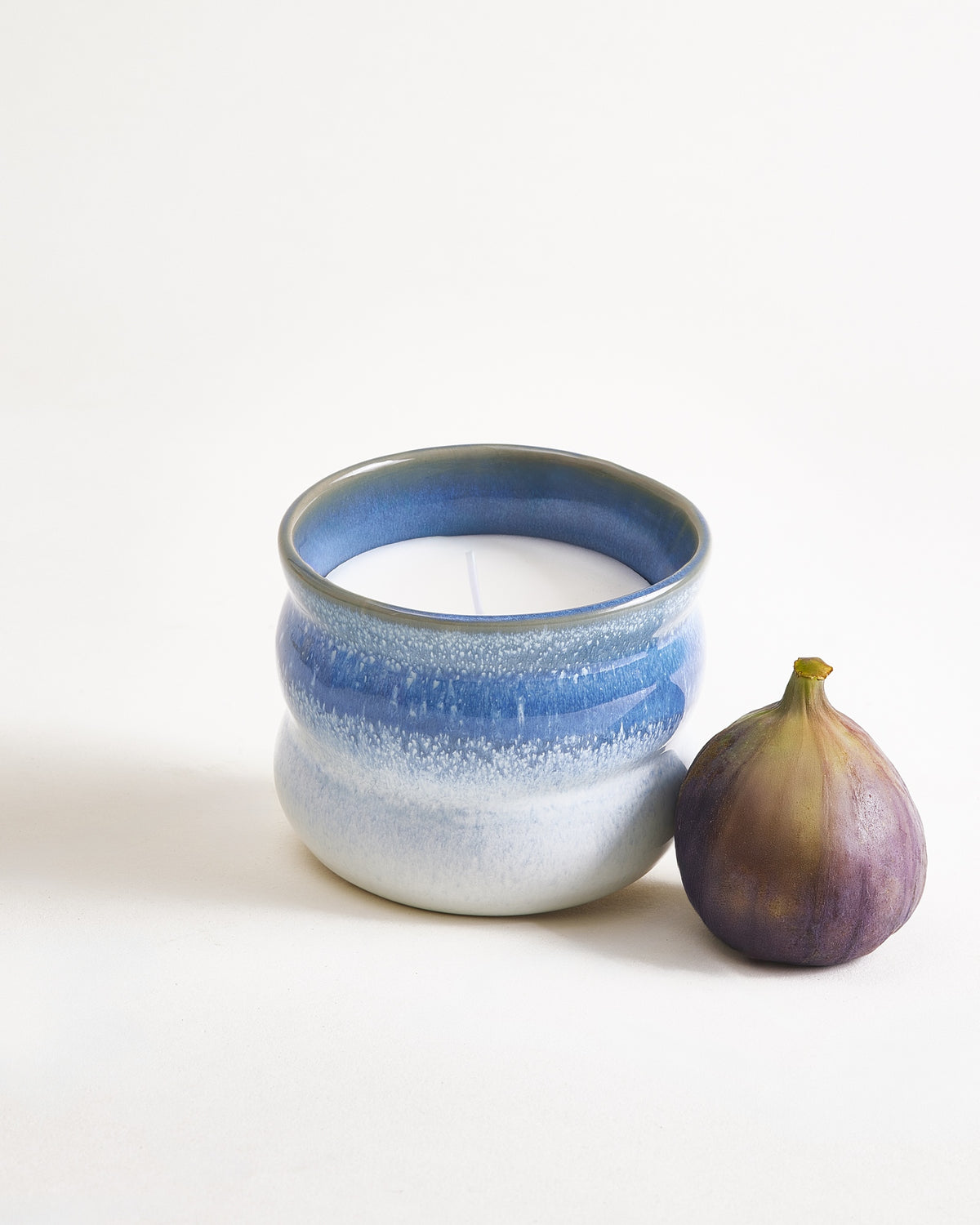 Ombra Duftkerze Ocean Breeze dunkelblau hellblau