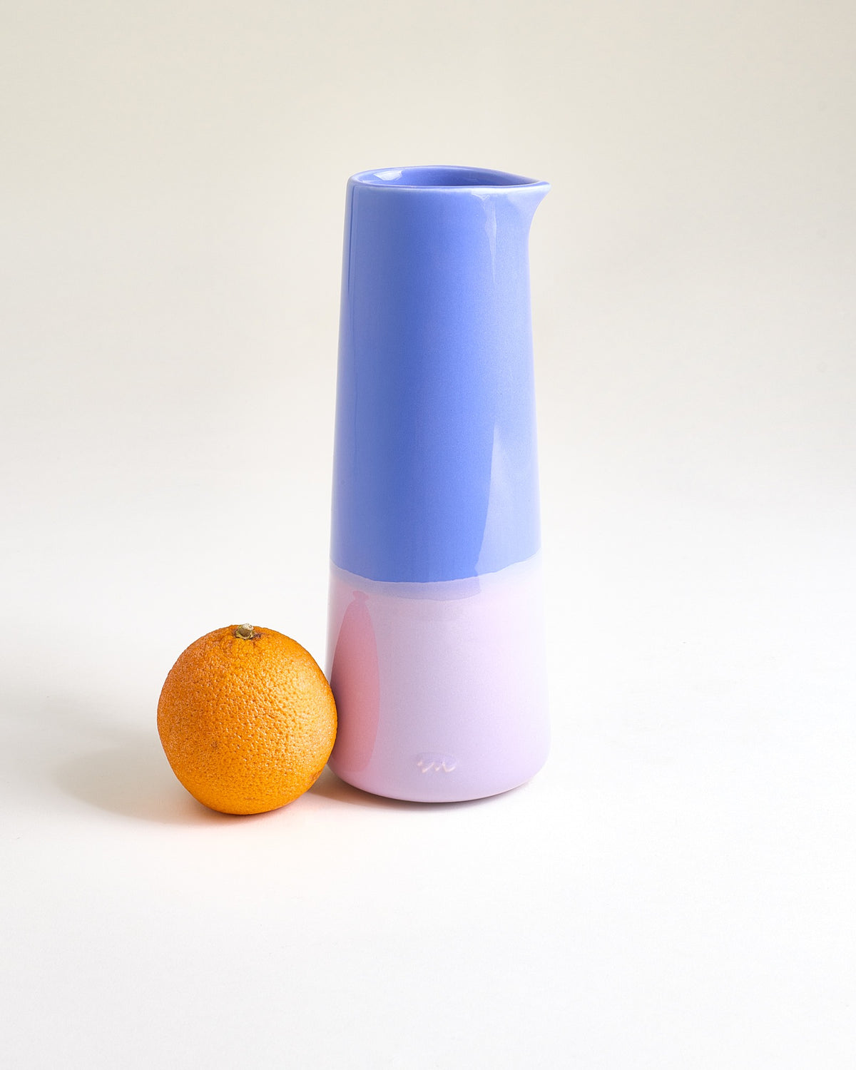 Pinguim - Carafe cornflower purple